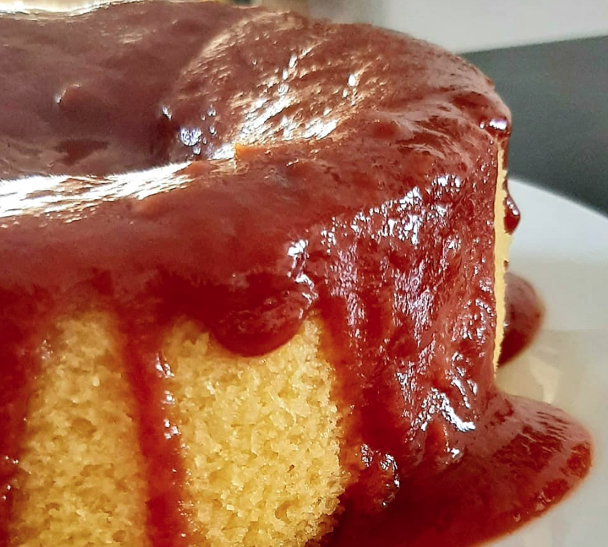 Bolo de Milho Vegano com Goiabada